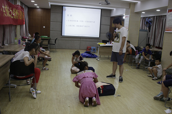 迎峰会•共成长之钱塘乐益青少年成长营——关爱城管子女夏令营4.jpg